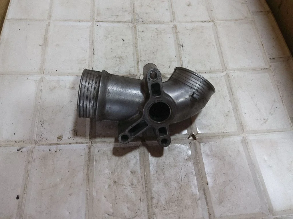 Intercooler hose/pipe – Volvo S60 (2001-2004)