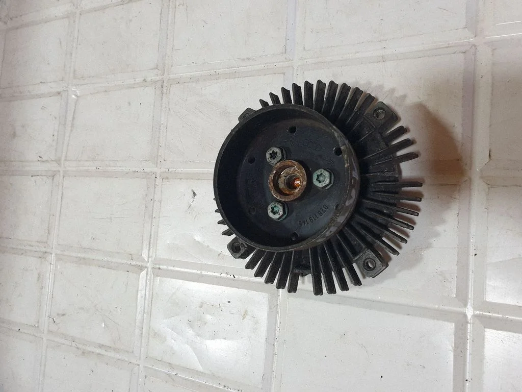 Viscous fan clutch – Audi A4 S4 B5 8D (1999-2000)