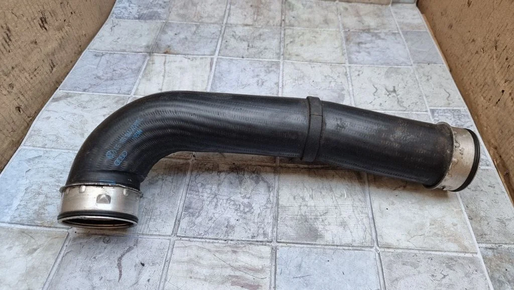 Vahejahuti voolik (-ud)/ toru (-d) – Volkswagen Touran I (2003-2010)