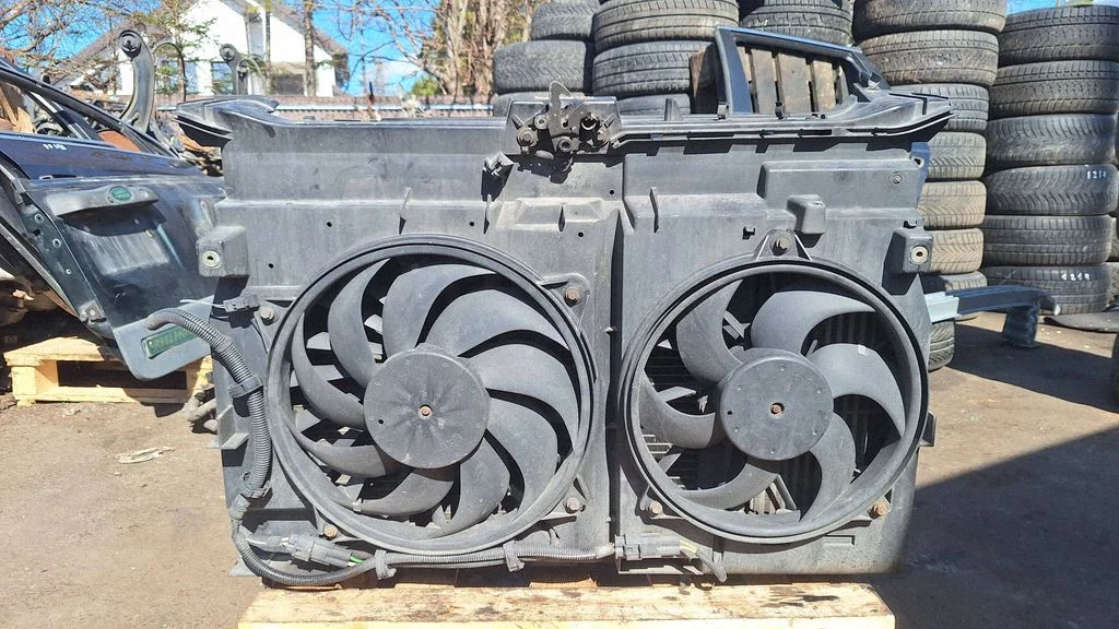 Radiator support slam panel