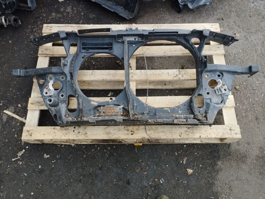 Radiator support slam panel – Audi A6 Allroad C5 (1999-2005)