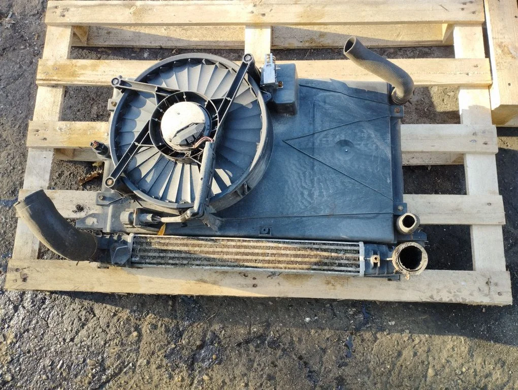 Radiatoru panelis