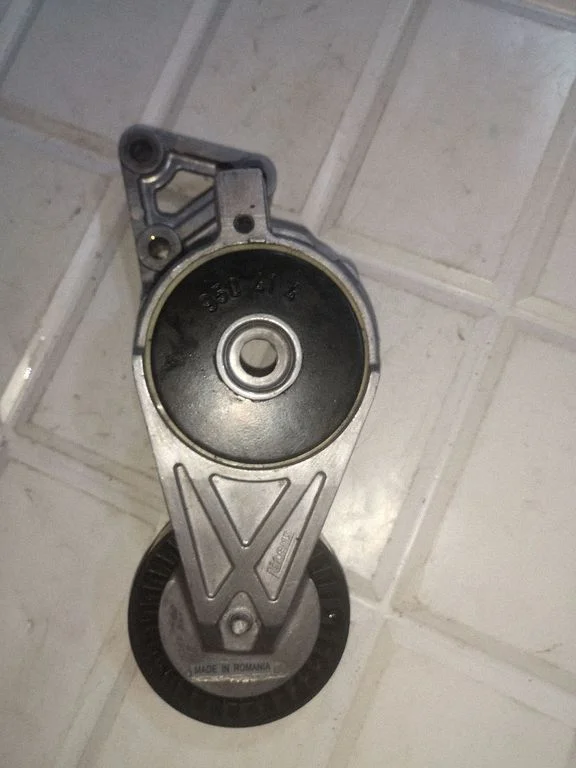 Generator/alternator belt tensioner – Volkswagen Lupo (1998-2005)