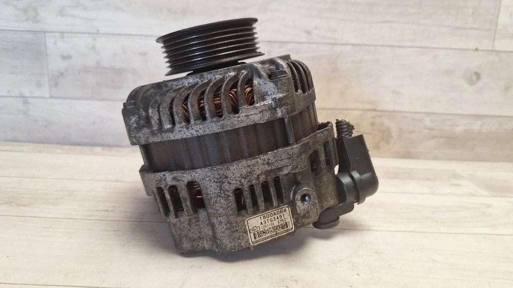 Ģenerators 1800A064