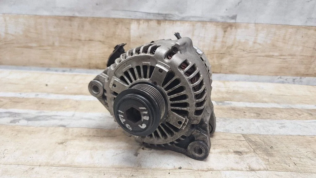 Generator/alternator 37300