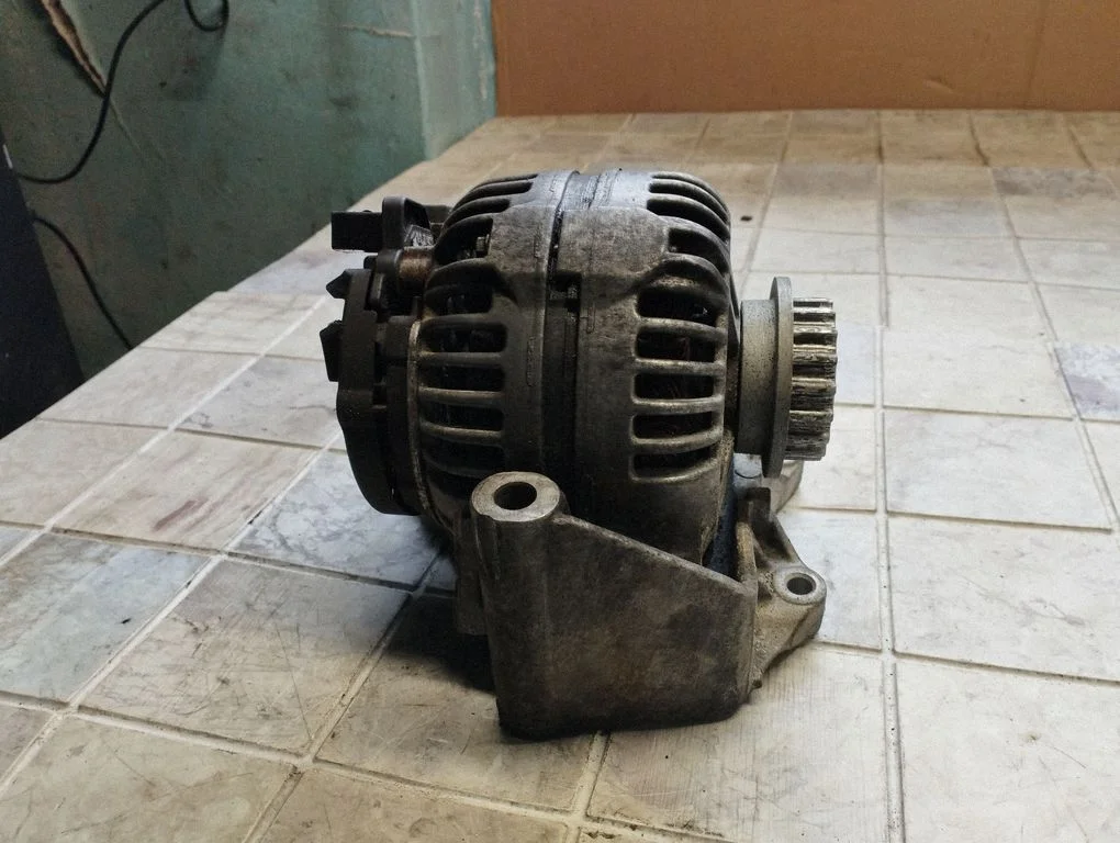 Generaator 070903024A