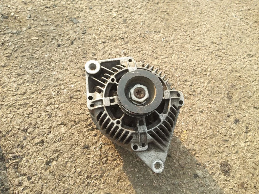Alternator – Renault Laguna I (1994-2000)