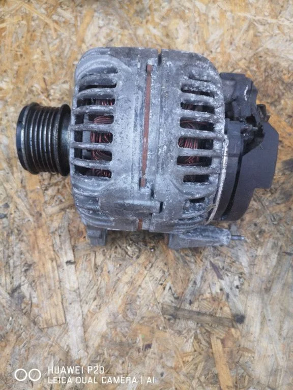 Generator/alternator 06F903023F