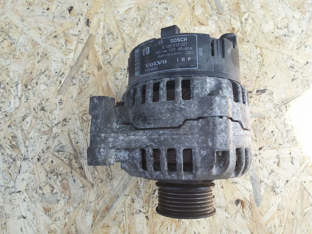 Alternator – Volvo S40, V40 (1995-2004)