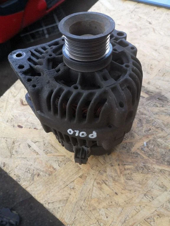 Alternator 037903023G