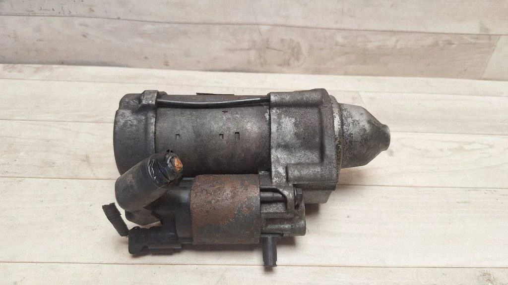Starter motor 361002A550