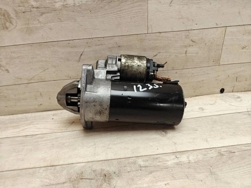 Starter motor 0001109268