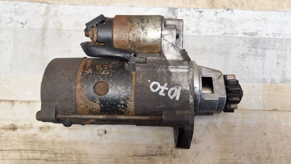 Starter motor – Nissan X-Trail T30 (2001-2007)