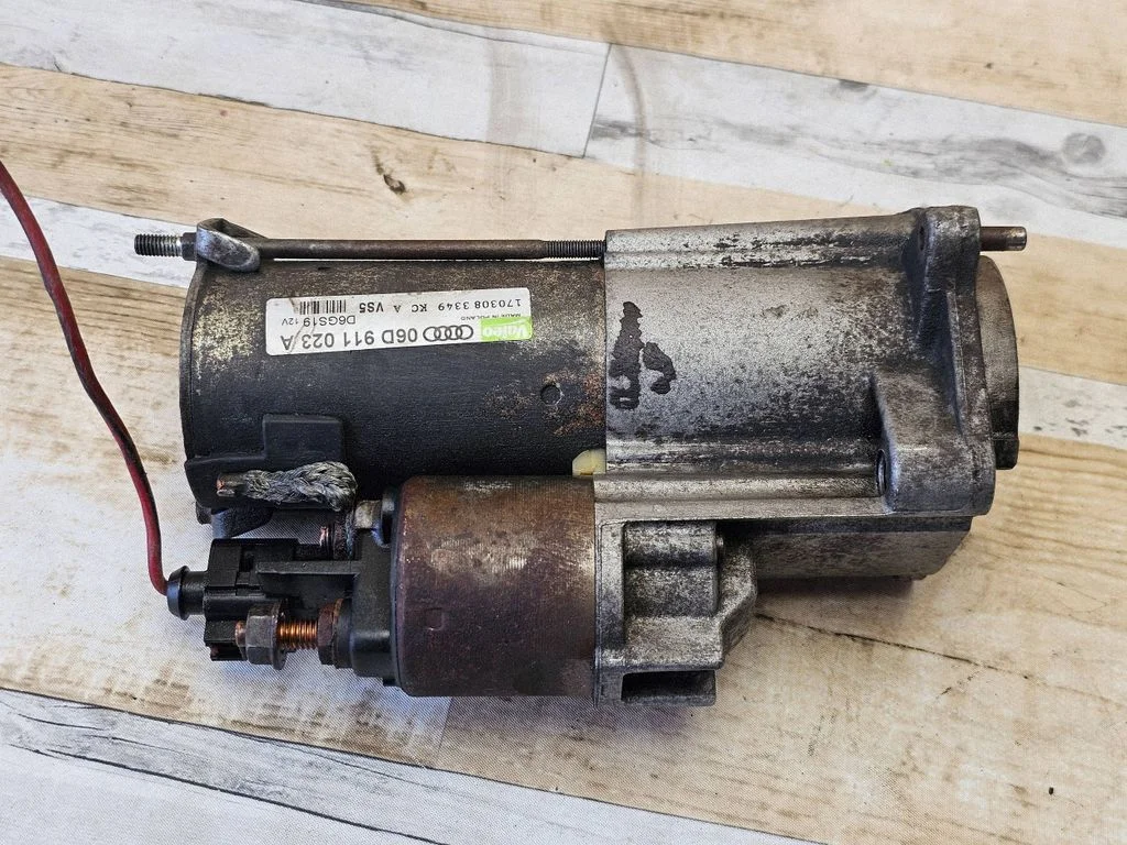 Starter motor 06D911023A