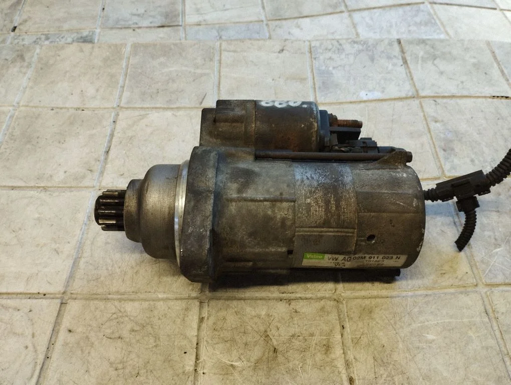 Starter motor 02M911023N