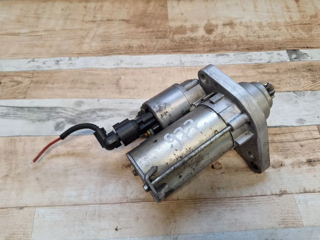 Starter 02Z911023G
