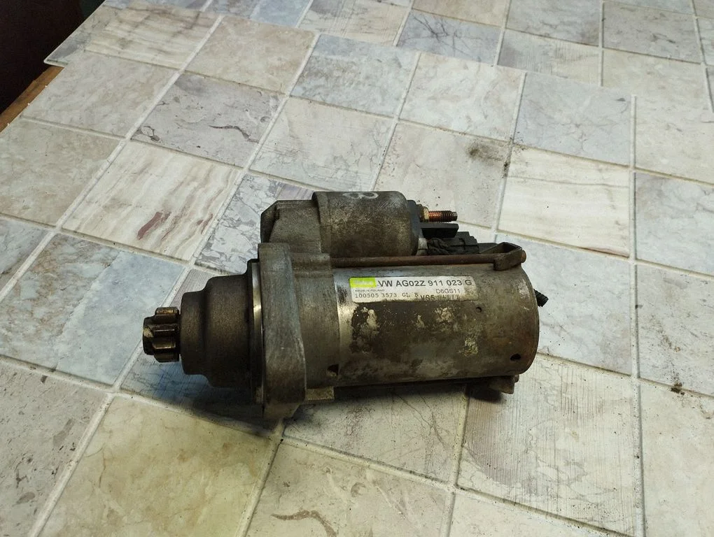 Starter motor 02Z911023G