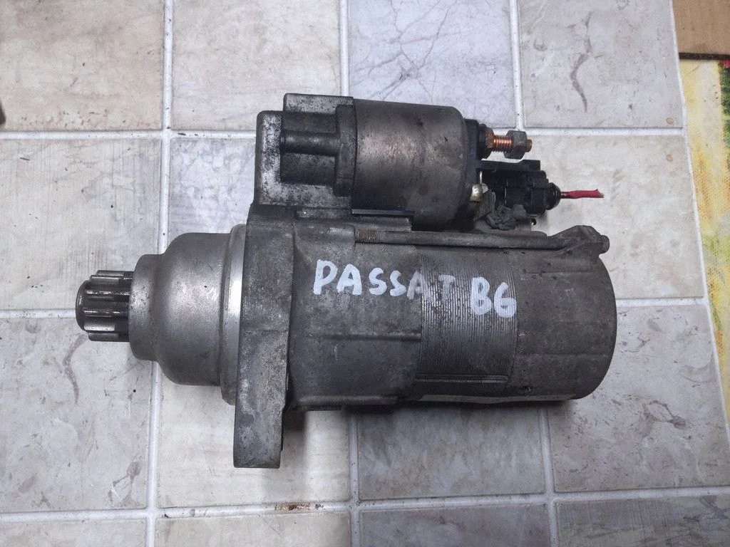 Starter motor 02M911023N