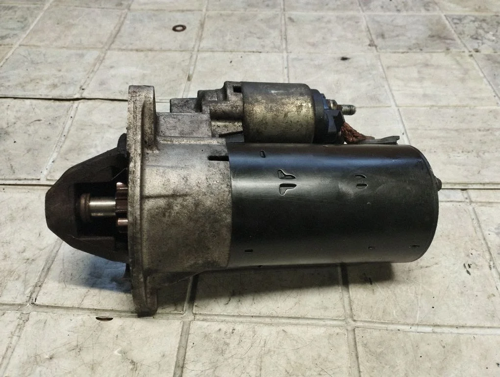 Starter motor 0001108202