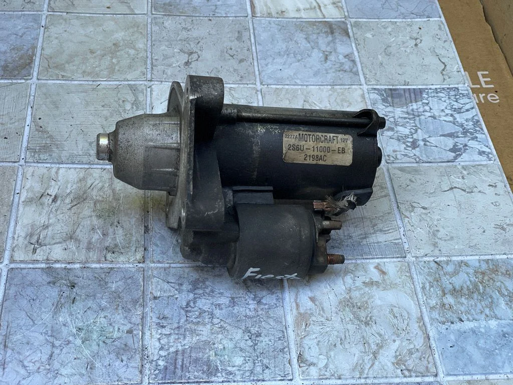 Starter 2S6U11000EB