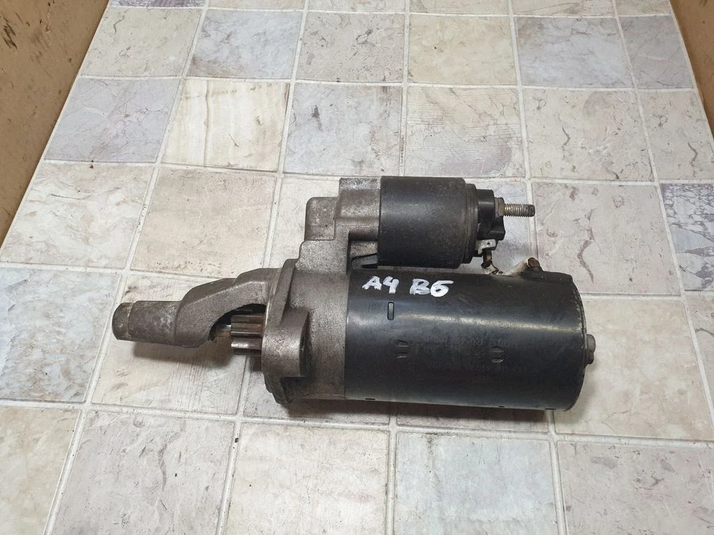 Starter motor 0001109021