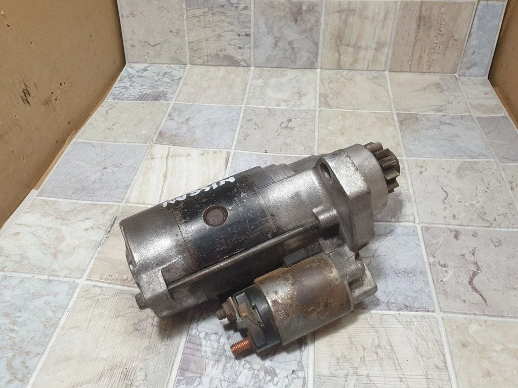 Starter motor 23300BN302
