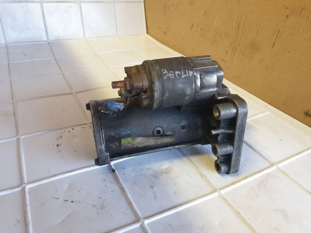 Starter motor TS22E26