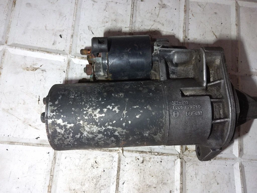 Starter motor – Chrysler Grand Voyager III (1995-2000)