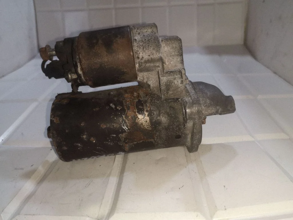 Starter motor – Toyota Matrix (E130) (2001-2008)