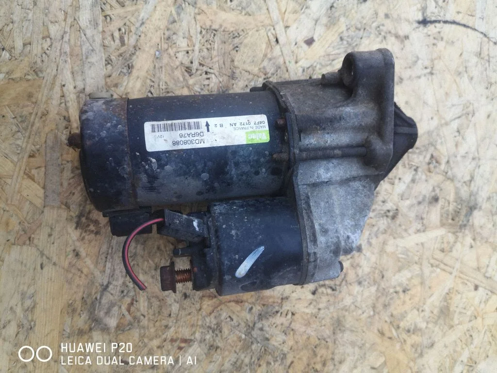 Starter motor MD308088