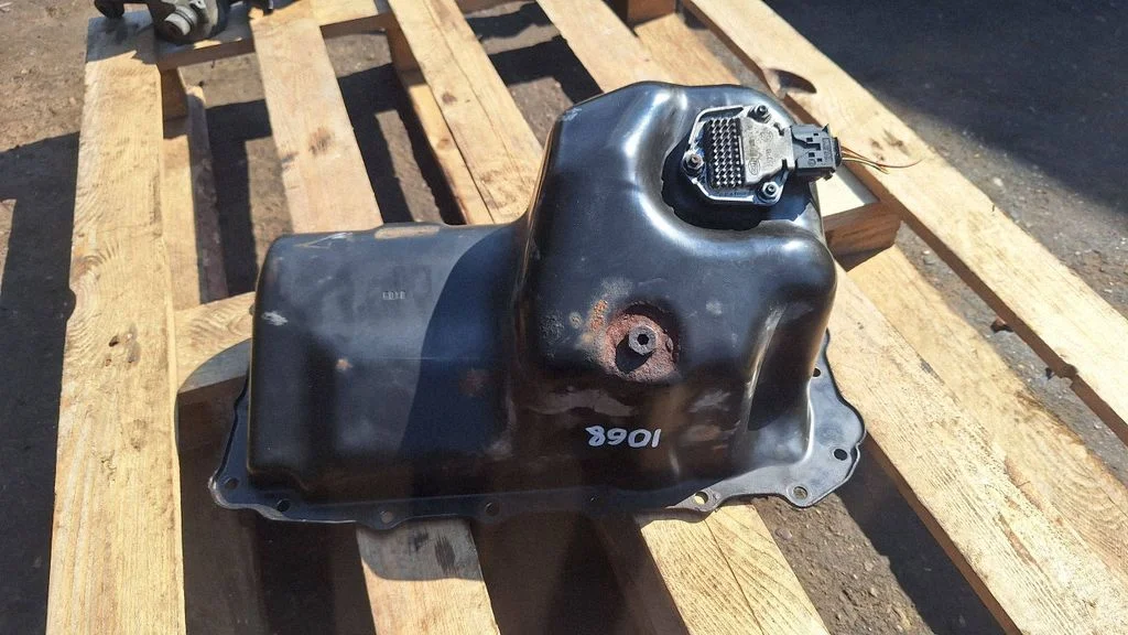 Oil sump