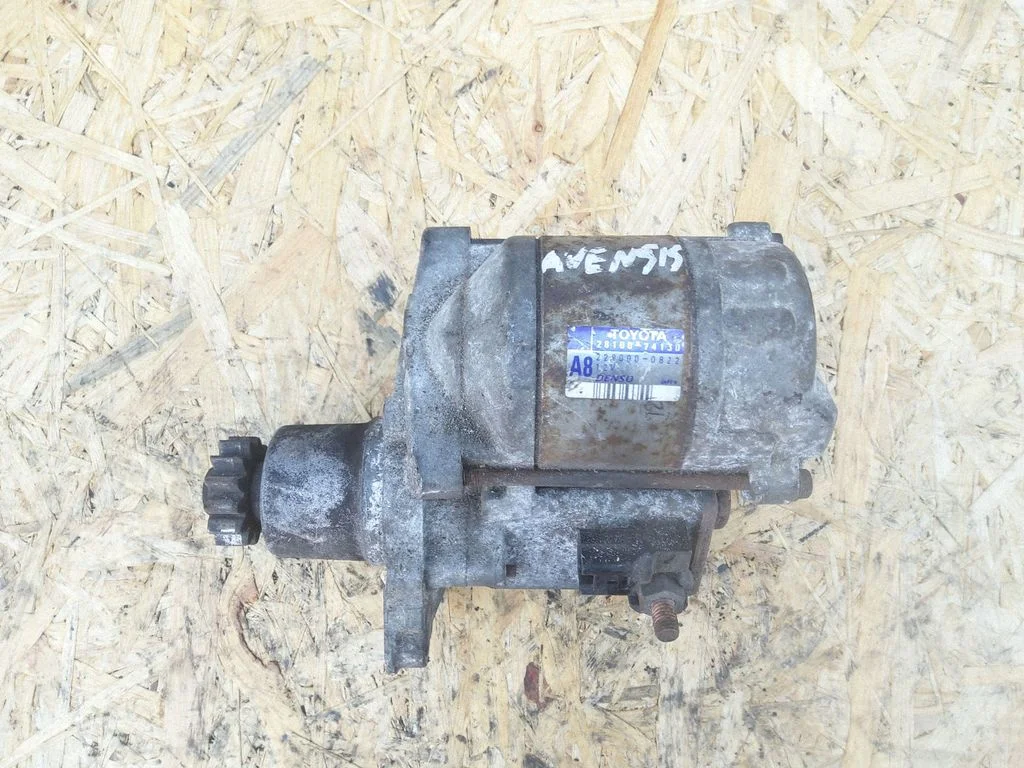 Starter motor – Toyota Avensis T220 (2000-2003)