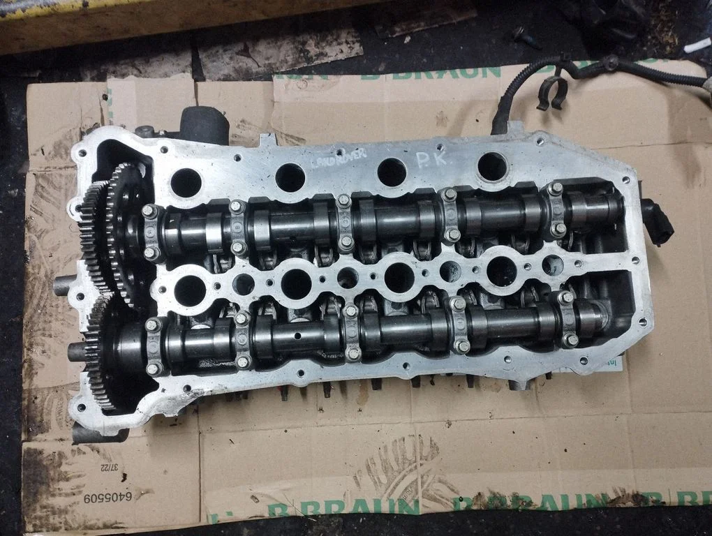 Engine head 6C064CB
