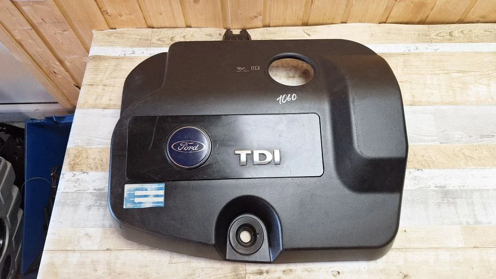 Engine cover (trim) – Ford Galaxy (2000-2006)