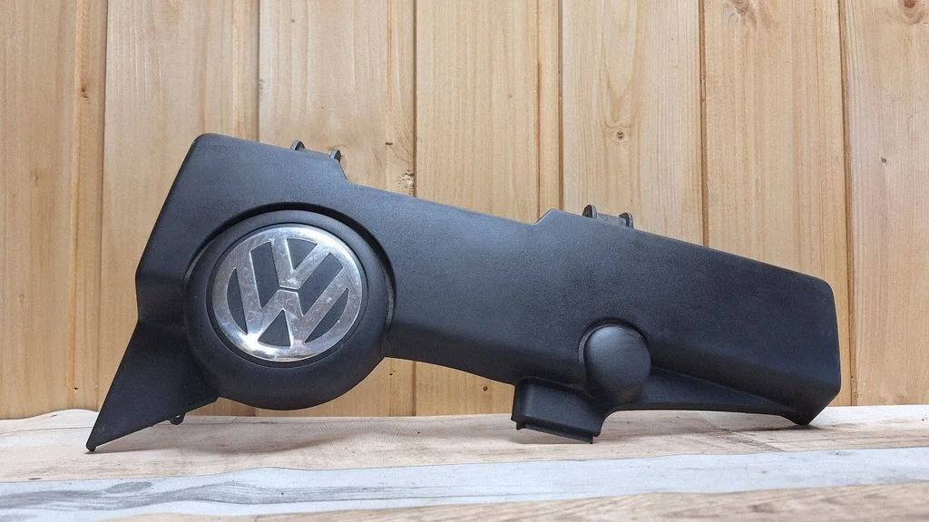 Engine cover (trim) 022103925AJ