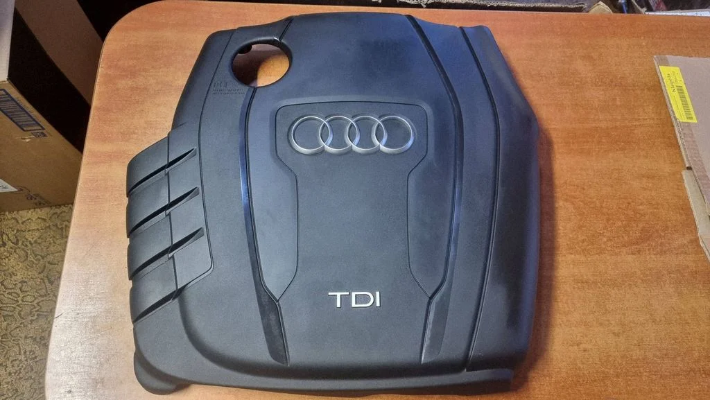 Engine cover (trim) 03L103925AB