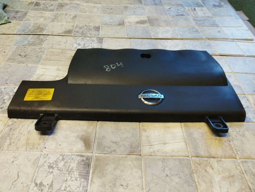 Engine cover (trim) – Nissan Almera N16 (2000-2010)