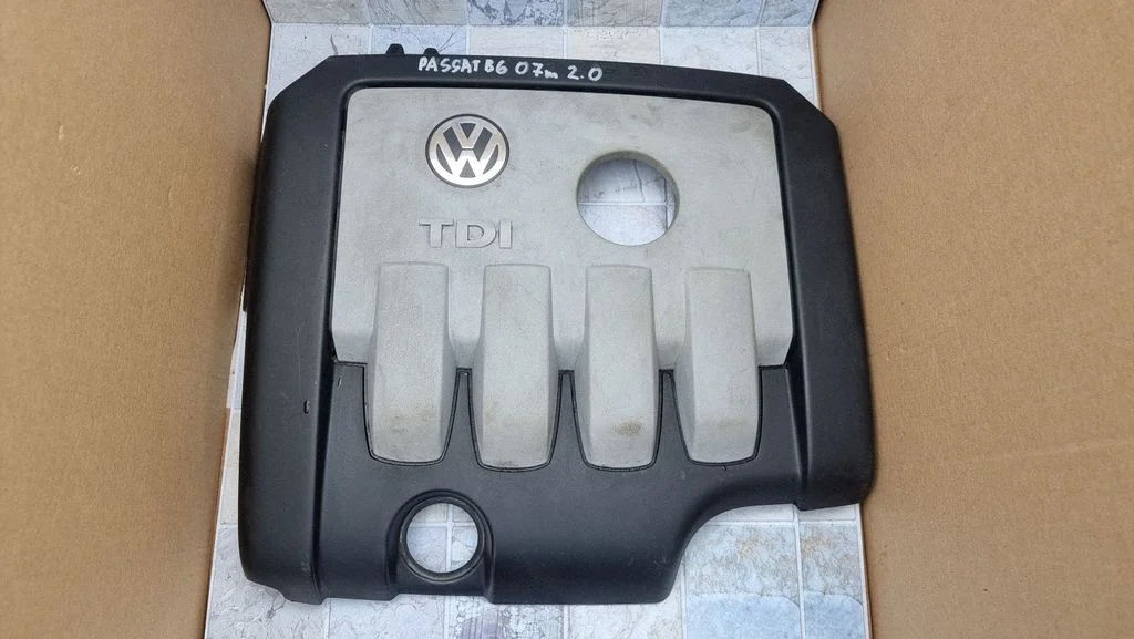 Engine cover (trim) – Volkswagen Passat B6 (2005-2010)