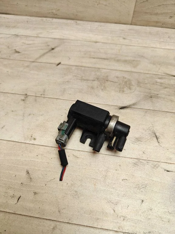 Turbo solenoid valve 4M5Q9E882AA