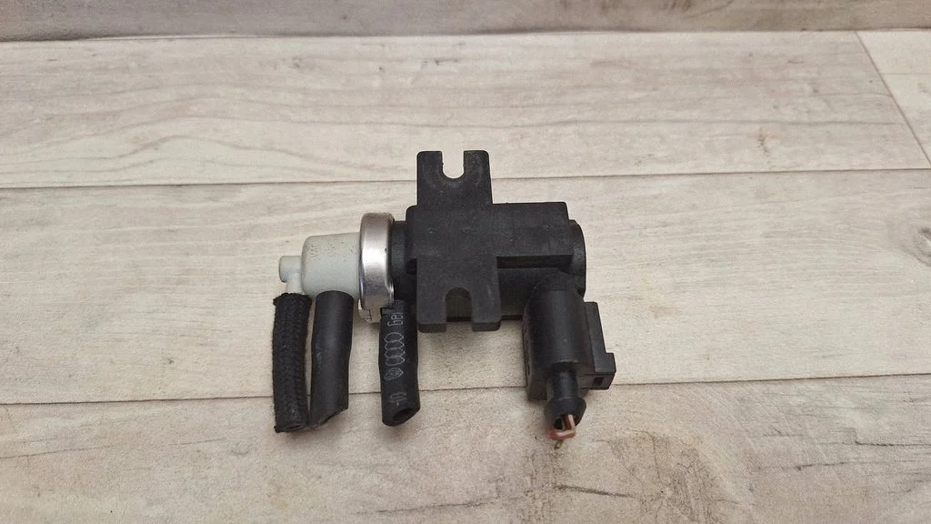 Turbo solenoid valve 1J0906627B
