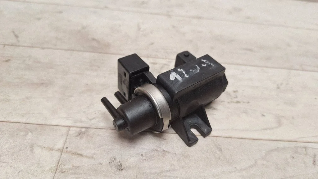Turbo solenoid valve – BMW 1 Series E81 E87 (2004-2011)