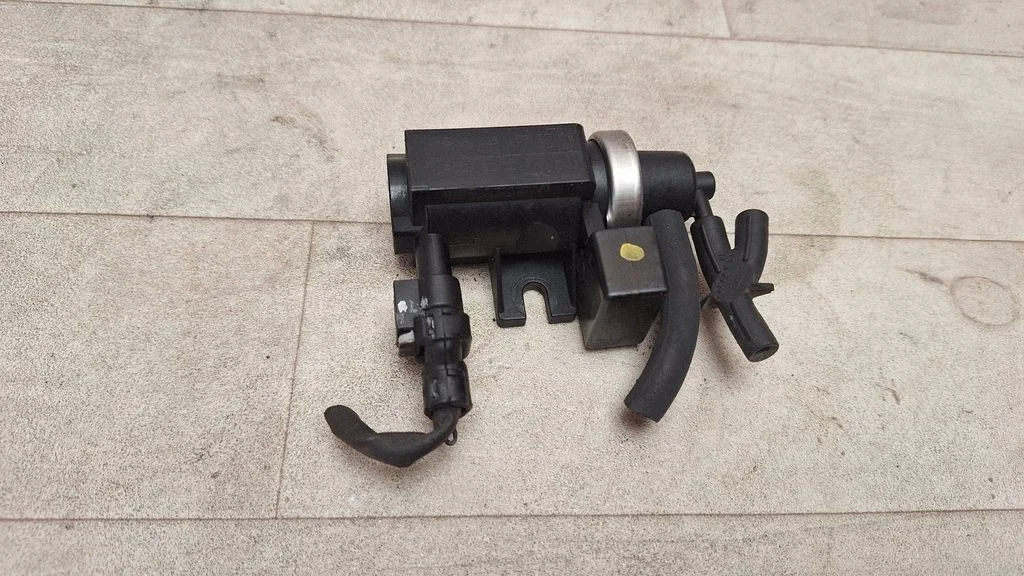 Solenoidklapp A0051535528