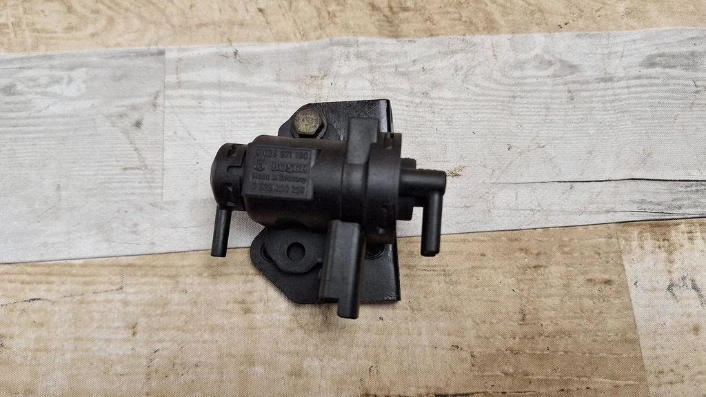Turbo solenoid valve – Citroen C4 I (2004-2010)