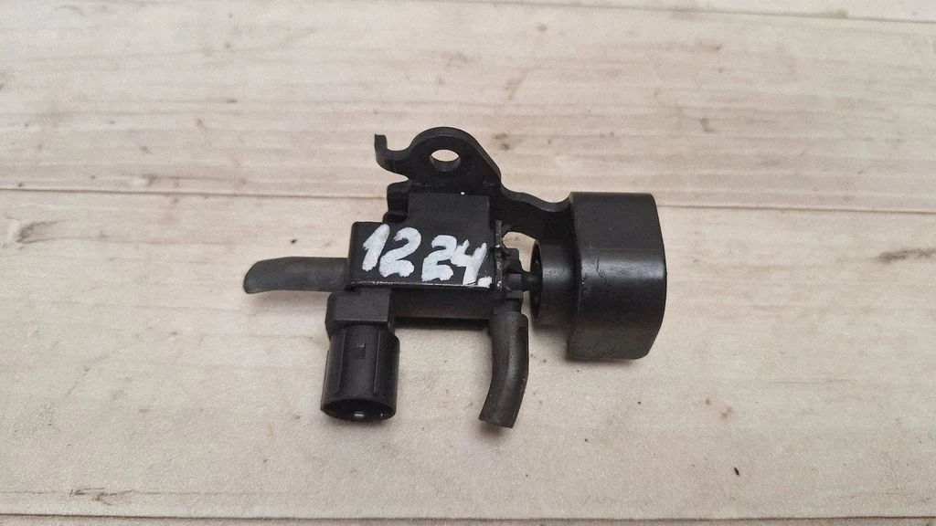 Zawór elektromagnetyczny turbo 1846004700
