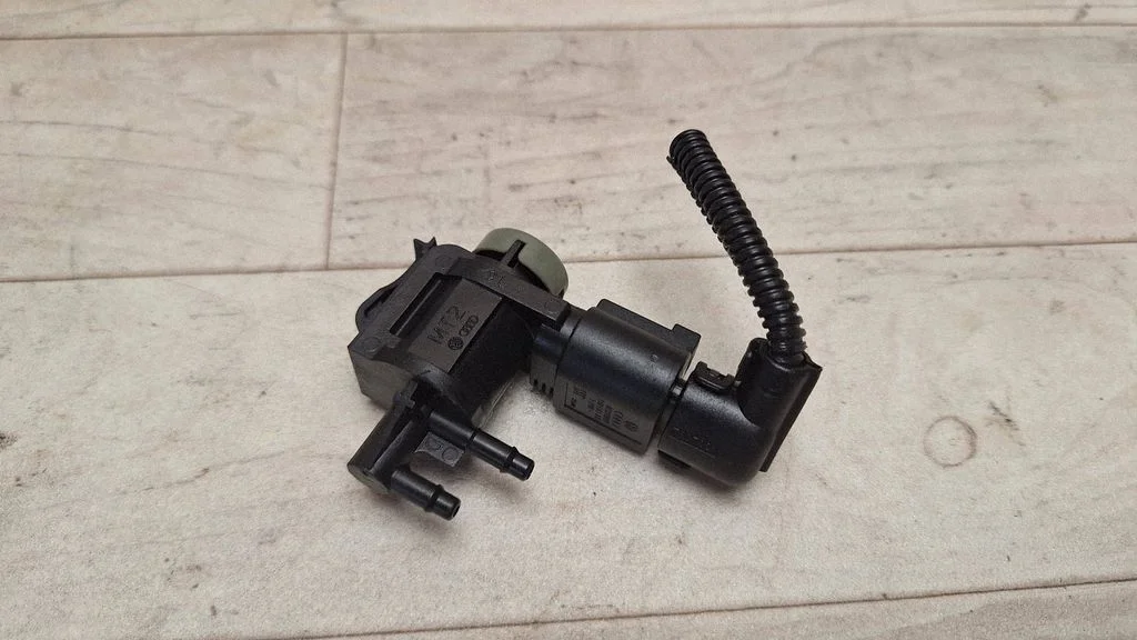 Turbo solenoid valve 1J0906283C