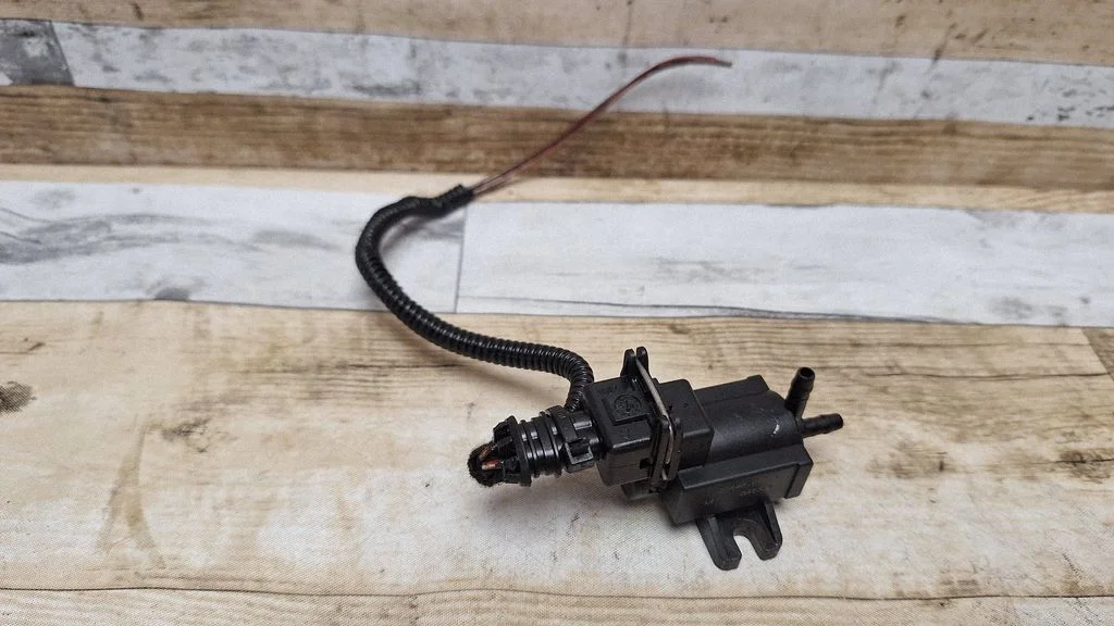 Turbo solenoid valve 72244800
