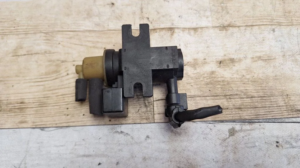 Solenoidklapp A0061536628