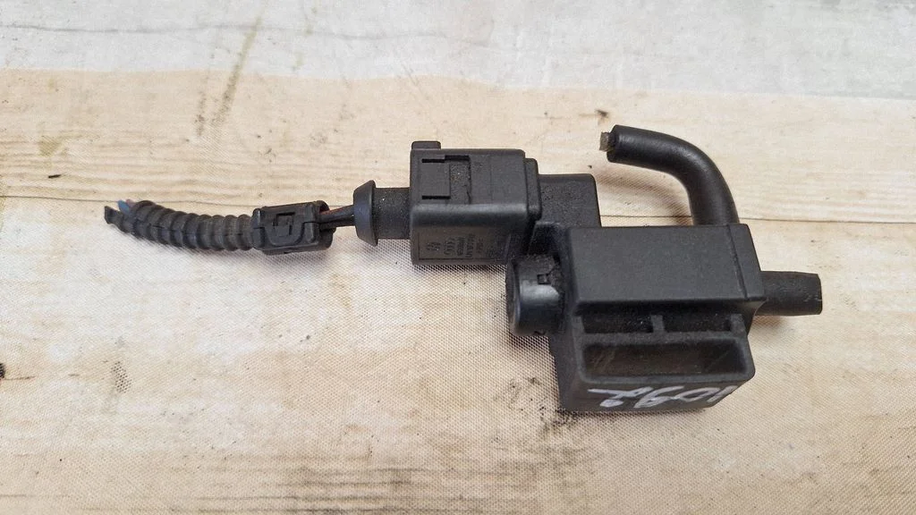 Turbo solenoid valve – Volkswagen Jetta V (2005-2010)