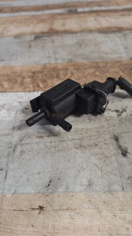 Turbo solenoid valve 30670448