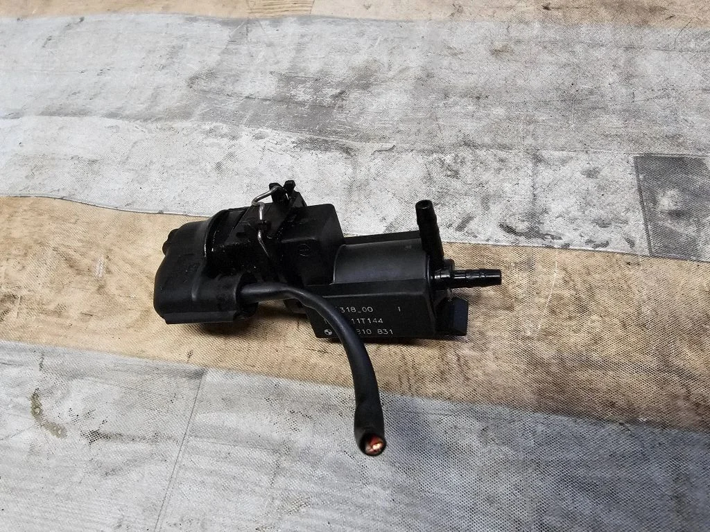 Turbo solenoid valve 70231800